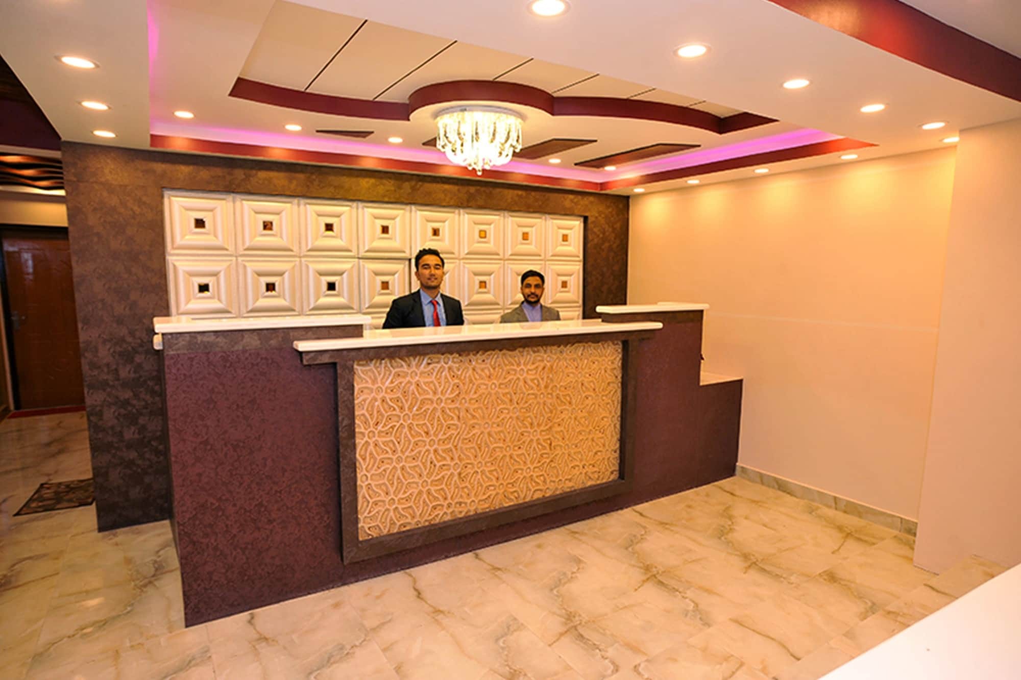 Hotel Arati Катманду Экстерьер фото